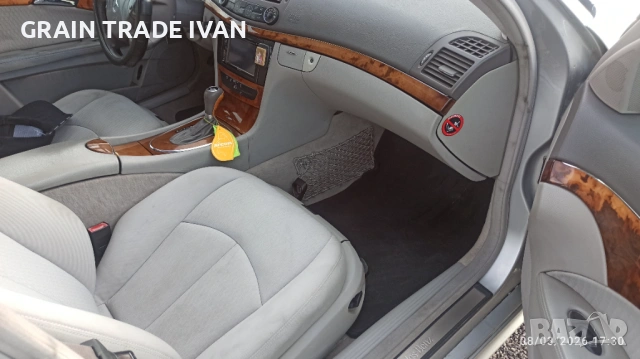 Mercedes-Benz E220 CDI, снимка 11 - Автомобили и джипове - 53759662