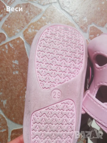 Детски сандали , снимка 3 - Детски сандали и чехли - 50845539