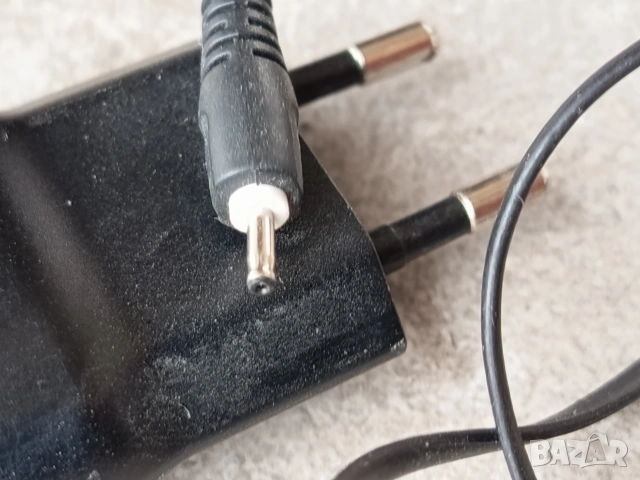 Оригинално зарядно за Нокиа АС-15Е, снимка 2 - Оригинални зарядни - 53864162