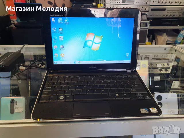 10,1" Лаптоп Dell Inspiron mini 1012 Има зарядно. Преинсталиран, готов за употреба. RAM - 2GB, 1,67G, снимка 1 - Лаптопи за дома - 46924646