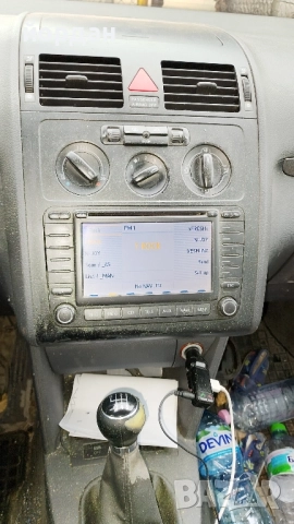 Фолксваген туран.VW touran  2006 г. 140 коня. Продава се само на части., снимка 3 - Автомобили и джипове - 52197370