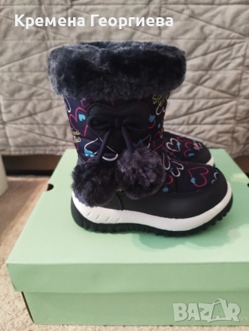 Апрески, снимка 3 - Бебешки боти и ботуши - 51831544