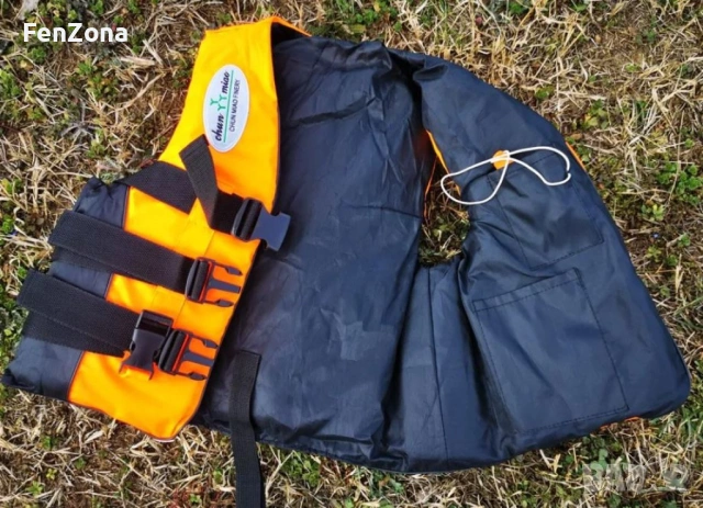 Детска спасителна жилетка с регулиращи колани и свирка, снимка 5 - Екипировка - 54105145