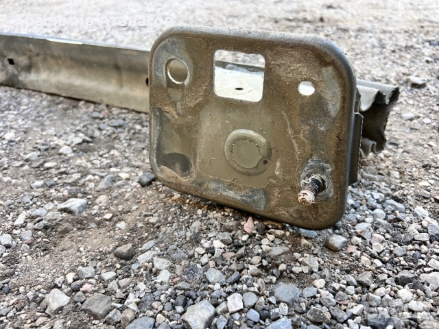 Основа греда задна броня за Фиат Гранде пунто. 2006-2011г, снимка 4 - Части - 52195208