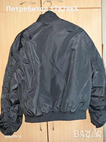 Дамско бомбер яке xs-s, снимка 3 - Якета - 51055412