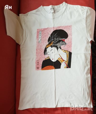 Оригинална японска дамска бяла тениска, снимка 1 - Тениски - 45187557