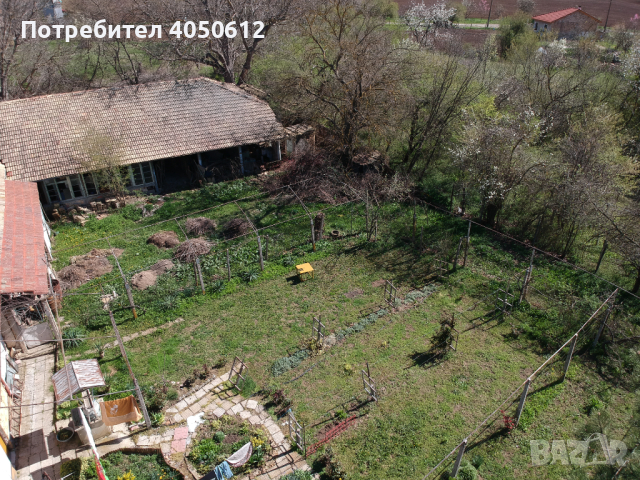 Къща в гр.Попово, кв.Невски, двор 2867 кв.м., допълнителни постройки, снимка 9 - Къщи - 45057556