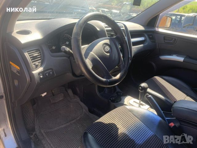 kia sportage 2.0 crdi автоматик , снимка 14 - Автомобили и джипове - 45132129