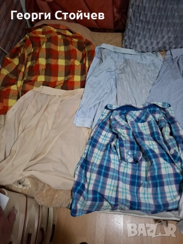 Продавам всякакви разцветки ризи с къс и дълъг ръкав 