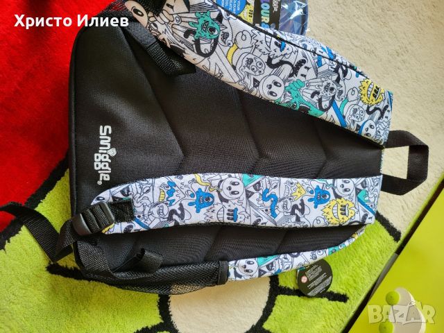 Ученическа раница Smiggle комплект с маркери кутия за храна моливи и таен дневник, снимка 4 - Раници - 46083000