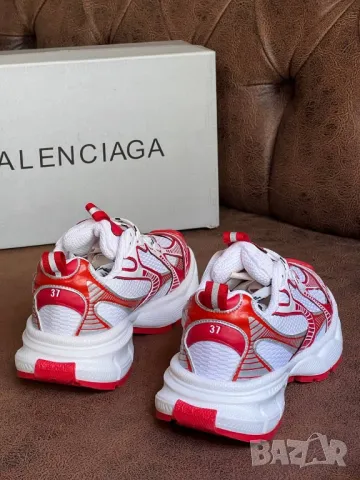 дамски маратонки balenciaga , снимка 2 - Маратонки - 49302645