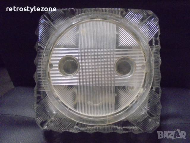 № 8297 Стар настолен часовник „Маяк“   , снимка 4 - Други ценни предмети - 51949309