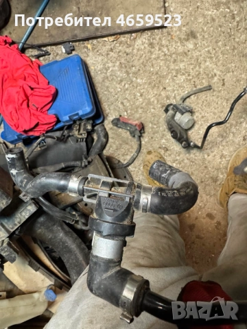 Комплект вакумна помпа + Тръбички за Ауди Audi A8 D4 H4 само за 150лв. 8Е0611813S 8E0927317J, снимка 11 - Части - 52540435