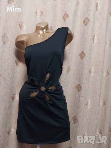 4XL Черна рокля със изрязано цвете , снимка 4 - Рокли - 45216064