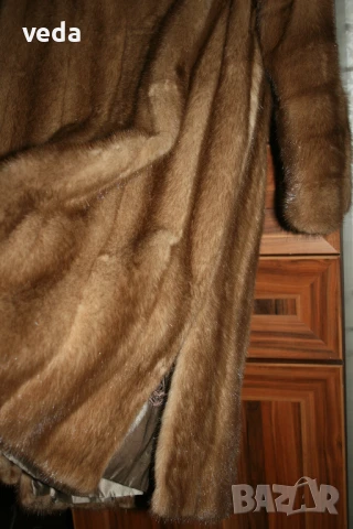 Бутиково палто от норка цели кожи ЗАПАЗЕНО!, снимка 6 - Палта, манта - 50446273