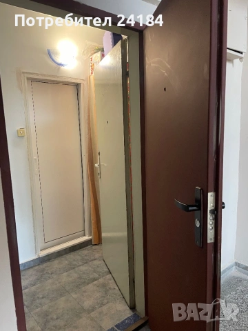 Продавам входна метална врата с рамка, снимка 4 - Входни врати - 53243520