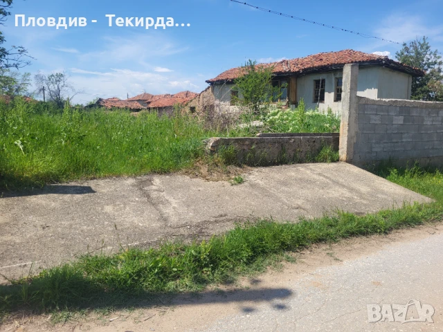 Къща с двор 806 м2 и селскостопански сгради в село Върбен, общ. Брезово, снимка 3 - Къщи - 51097520