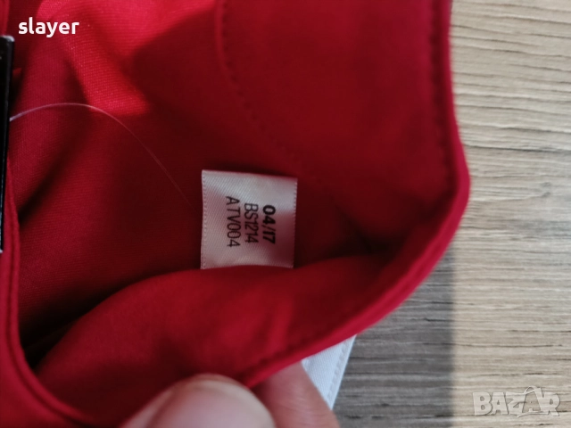 Нова оригинална фланелка Manchester United, снимка 4 - Спортни дрехи, екипи - 52943340