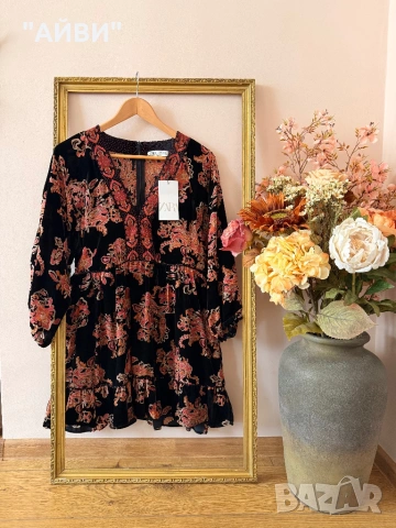 ZARA Прекрасна нова рокля