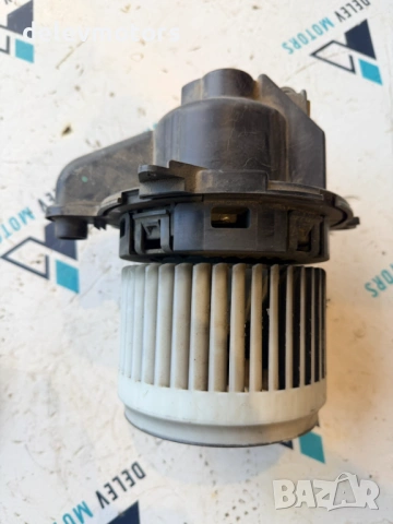 5P3730100 моторче за вентилатор парно от Dacia Dokker 1.6i, 109 ph., 5sp., 15 000 km, 2021, euro 6D, снимка 2 - Части - 53025633