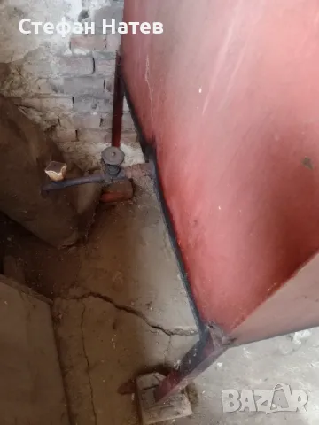 Продавам метална цистерна за гориво , снимка 2 - Други машини и части - 50111133