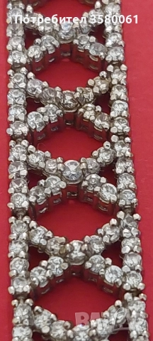 Сребърна гривна с муассанит 