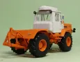 Моделче на трактор Т-150К, в мащаб 1:43, снимка 3