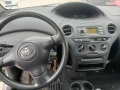 Toyota Yaris 1.4 d4d, 2004 г на части, снимка 9
