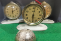 Настолен часовник будилник Слава Глобус Ракета , снимка 1 - Антикварни и старинни предмети - 44942054