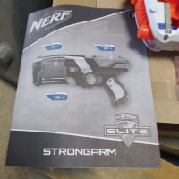 Пистолет Nerf N Strike Elite Strongarm Blaster  , снимка 5 - Други - 45177641