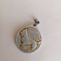 Медальон с куче-шотландски териер , снимка 1 - Антикварни и старинни предмети - 45091780