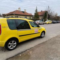 Давам на аренда Шкода Фабия-Комби на газ, към фирма "Радио СВ такси", снимка 3 - Таксиметрови шофьори - 30335341