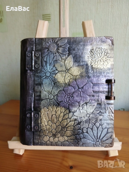 Подаръчна кутия книга от картон, снимка 1