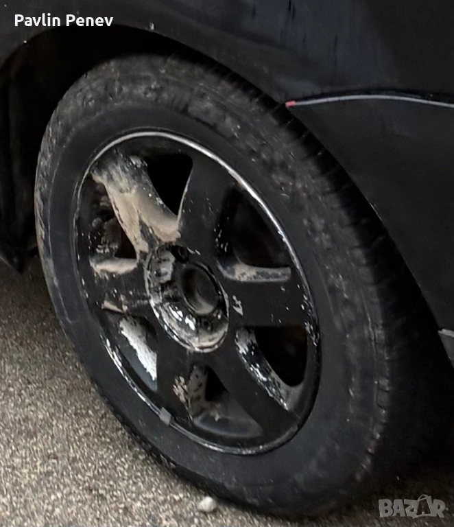 5 бр лети джанти с две хубави летни гуми и две зимни., снимка 1