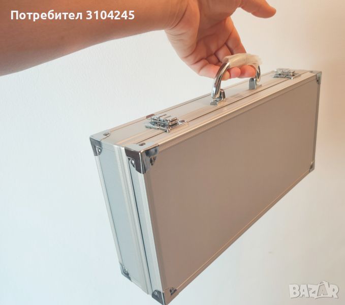 Алуминиево куфарче за съхранение на часовници или бижута., снимка 1
