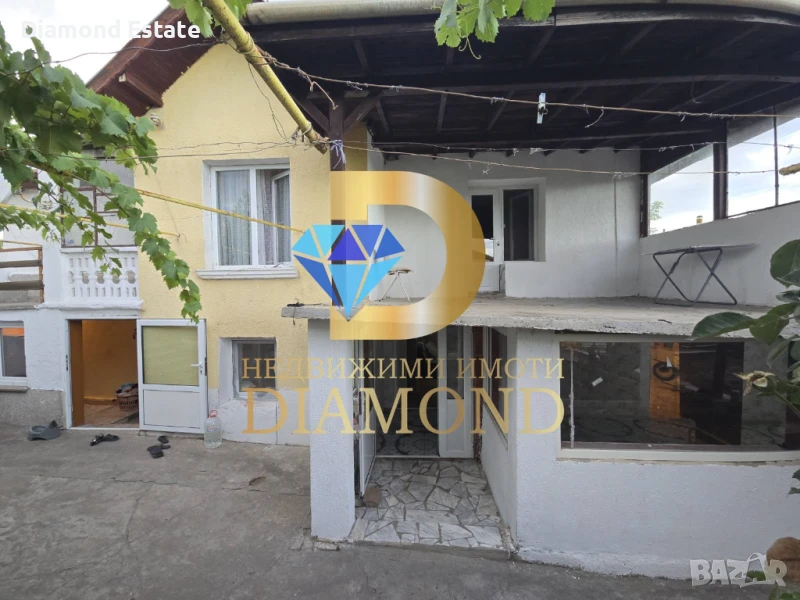 Двуетажна къща в село Крепост, общ. Димитровград, снимка 1