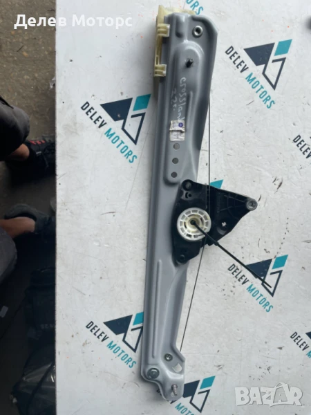 Стъклоповдигач 39227501 заден ляв за заден ляв стъклоповдигач за Opel Crossland 1.2Т, снимка 1