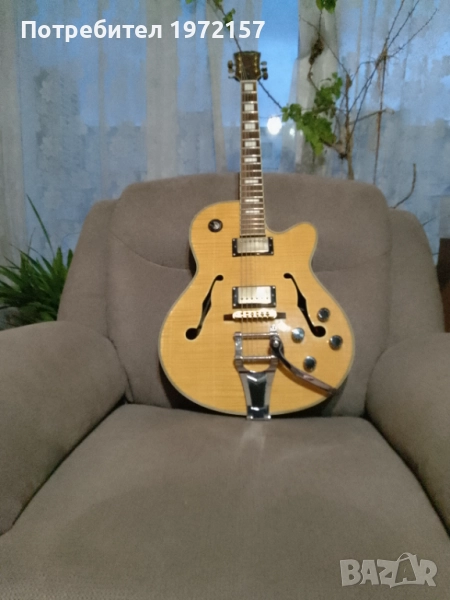 Продавам Електрическа Китара и Джаз Китара , снимка 1