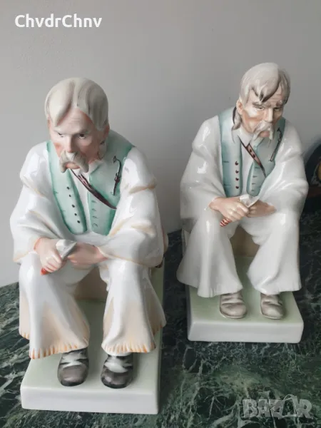 2бр Zsolnay Pecs статуетка 33см/стара унгарска порцеланова фигура/седнал мъж-овчар, снимка 1