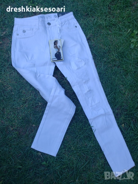 Дънки с кръпки Дженифър Лопес последни два броя, снимка 1