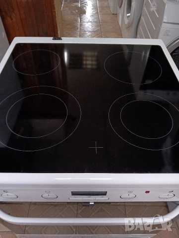 Свободно стояща печка с керамичен плот Voss Electrolux с две години гаранция!, снимка 5 - Печки, фурни - 53980014