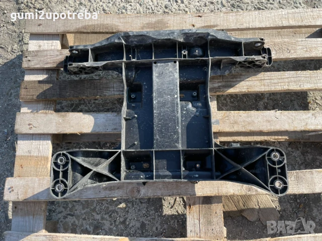 Скоба Държач Инвертор 1EA805211B Volkswagen ID.3 E11 pro, снимка 5 - Части - 50609386