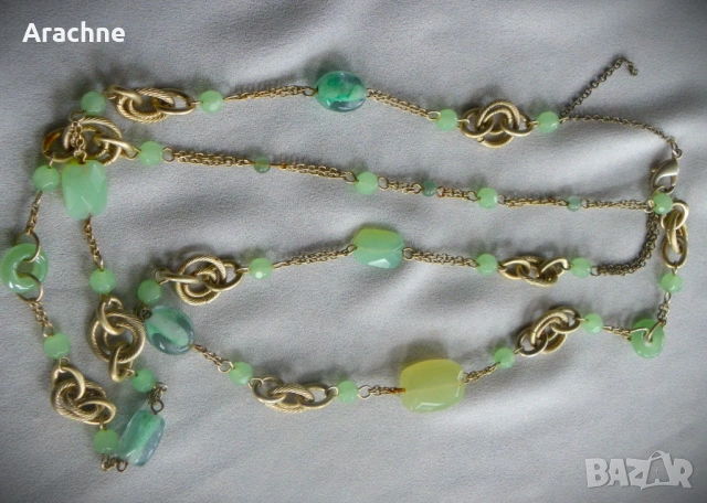 Антикварен позлатен гердан от Fenton glass с ураново и жадеитово стъкло, 50те, снимка 4 - Колиета, медальони, синджири - 37476024