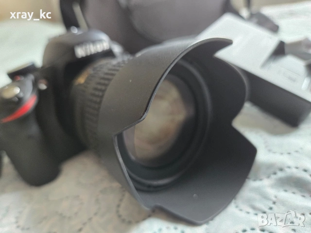 Nikon D3200 + 18-70 DX / само 1858 кадъра / 2 батерии / чанта – като нов, снимка 3 - Фотоапарати - 53753666