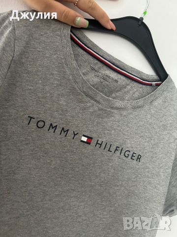 Дамска тениска Tommy , снимка 2 - Тениски - 46683737