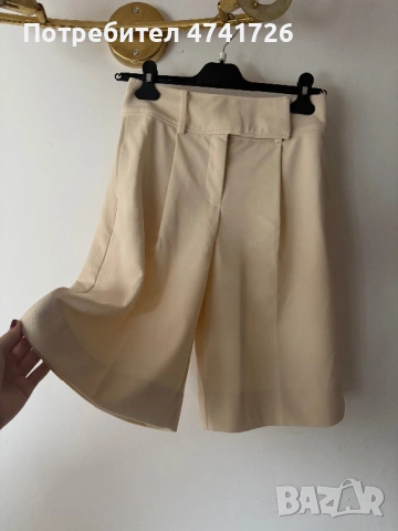 Светло бежови дамски бермуди, снимка 2 - Къси панталони и бермуди - 53524697