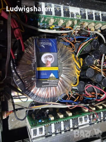 Kрайно стъпало 2х1000вата, снимка 3 - Ресийвъри, усилватели, смесителни пултове - 52685274