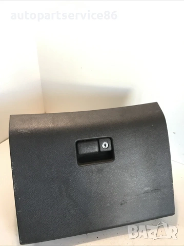 Капак на жабката за Suzuki Liana 1.4 Ddis (2004)