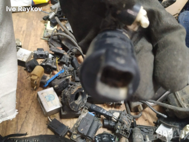 Помпичка течност чистачки Renault Megane II  , 8200031805 , снимка 2 - Части - 53746682