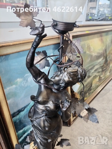 КРАСИВА НАСТОЛНА ЛАМПА С ФИГУРА, снимка 4 - Антикварни и старинни предмети - 53117695